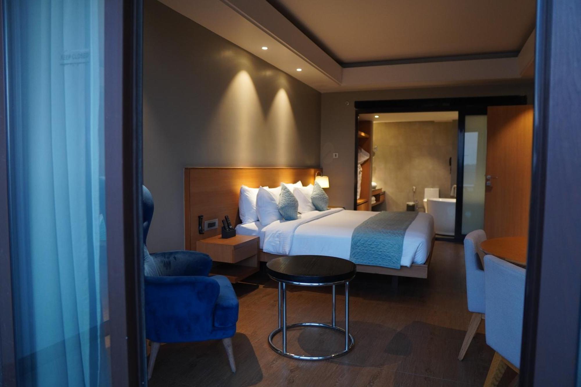 Hotel Kiranshree Grand Guwahati Exterior foto