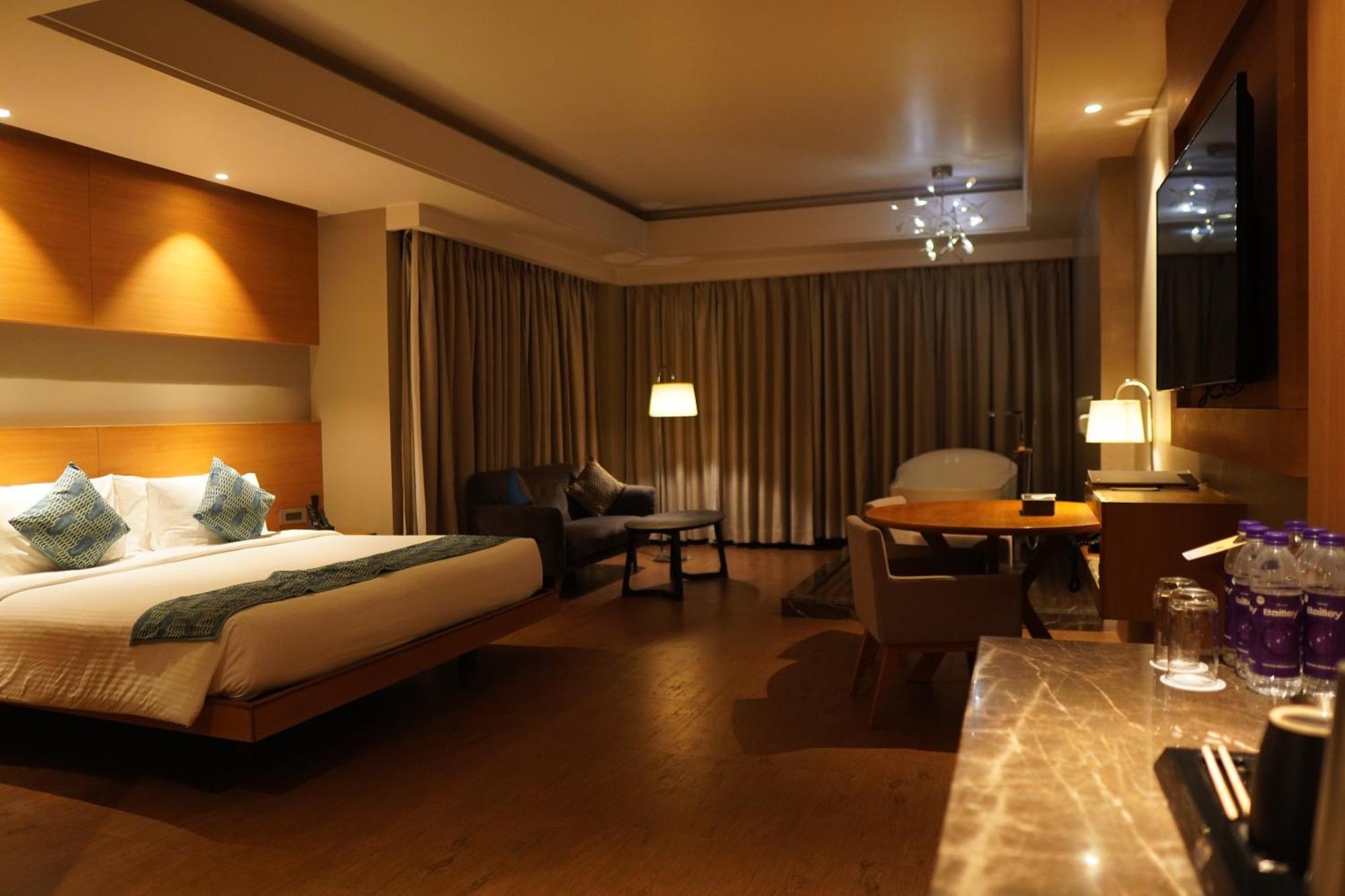 Hotel Kiranshree Grand Guwahati Exterior foto