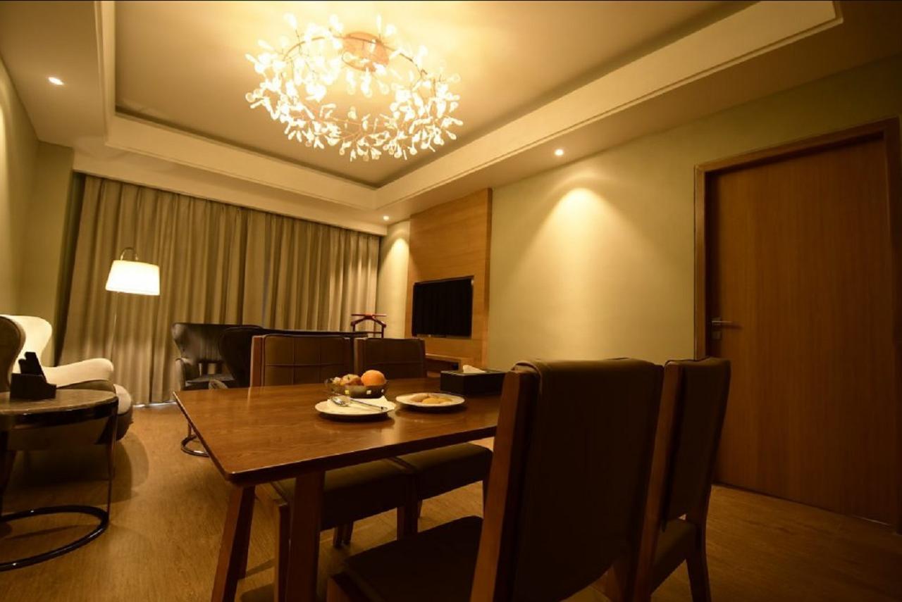 Hotel Kiranshree Grand Guwahati Exterior foto